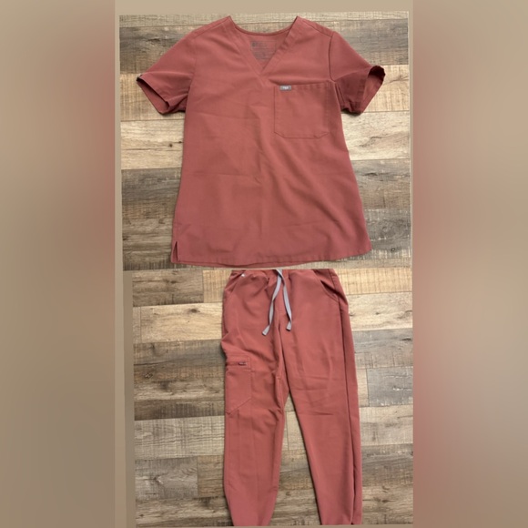 Figs Pants - Figs Clay Pink Red Scrub Set joggers